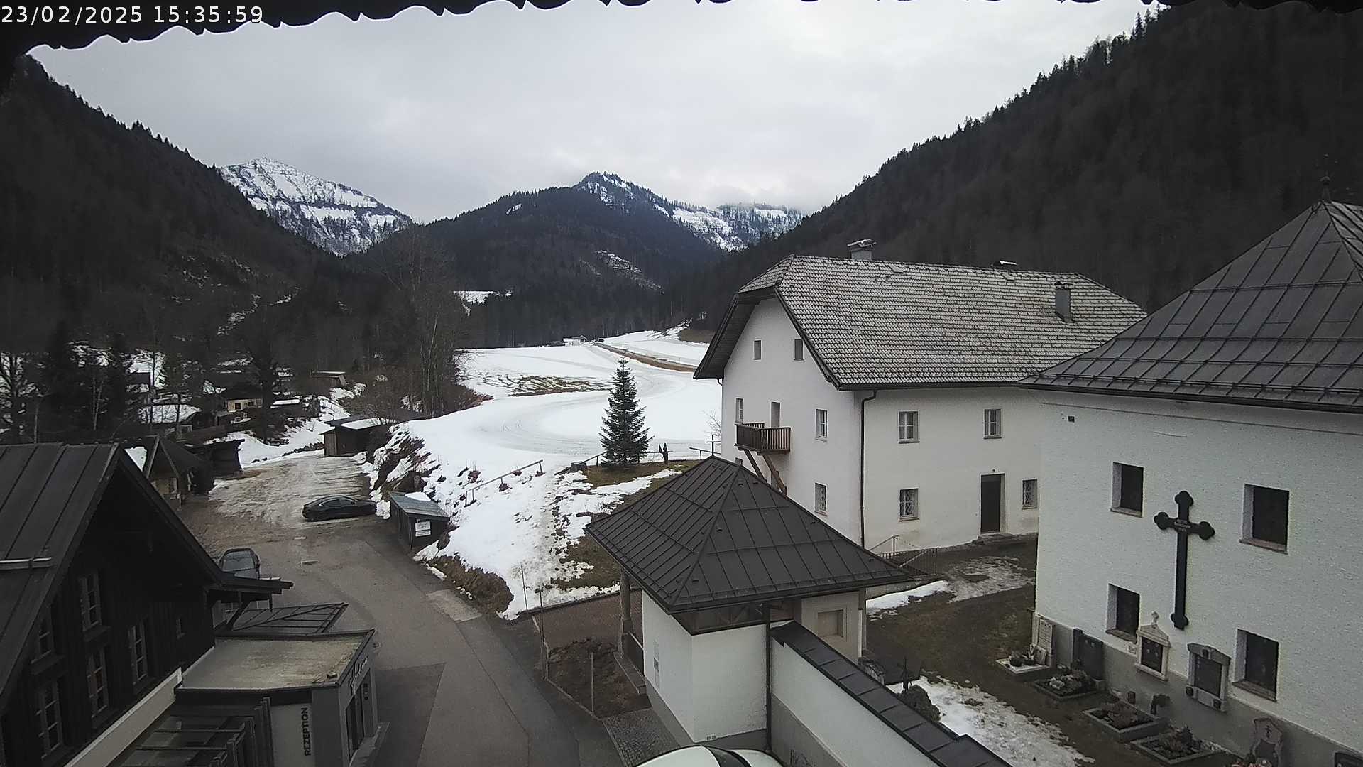 Webcam with live image of Regenspitz